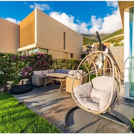 Golden Glow 110b Villa *