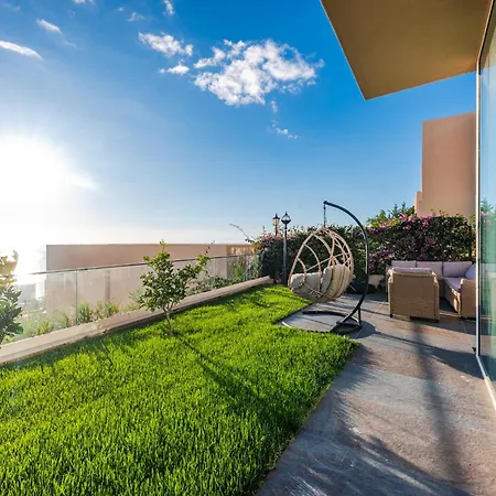 Golden Glow 110b Villa
